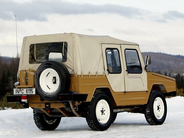 3/4 сзади