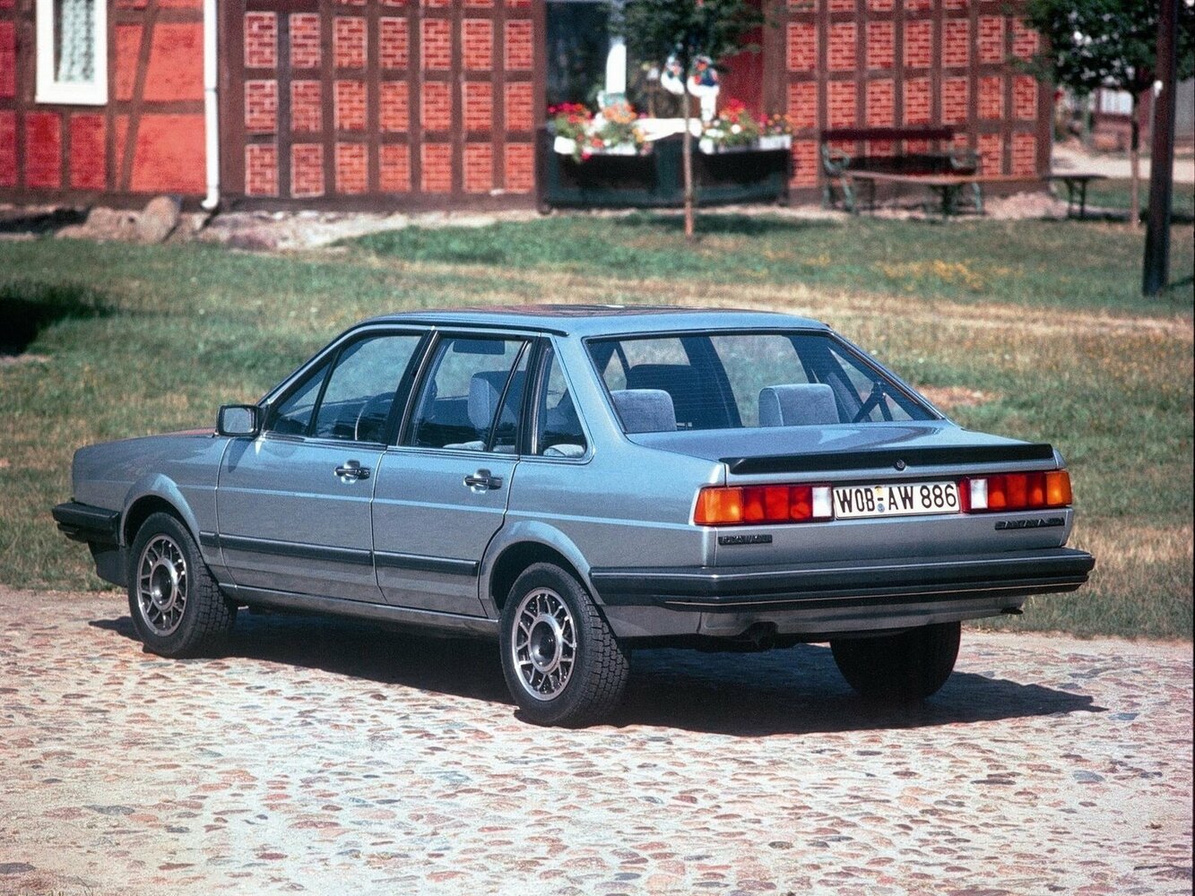 3/4 сзади