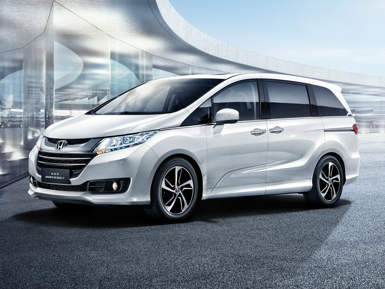 2.0hyb CVT (145 л.с.)