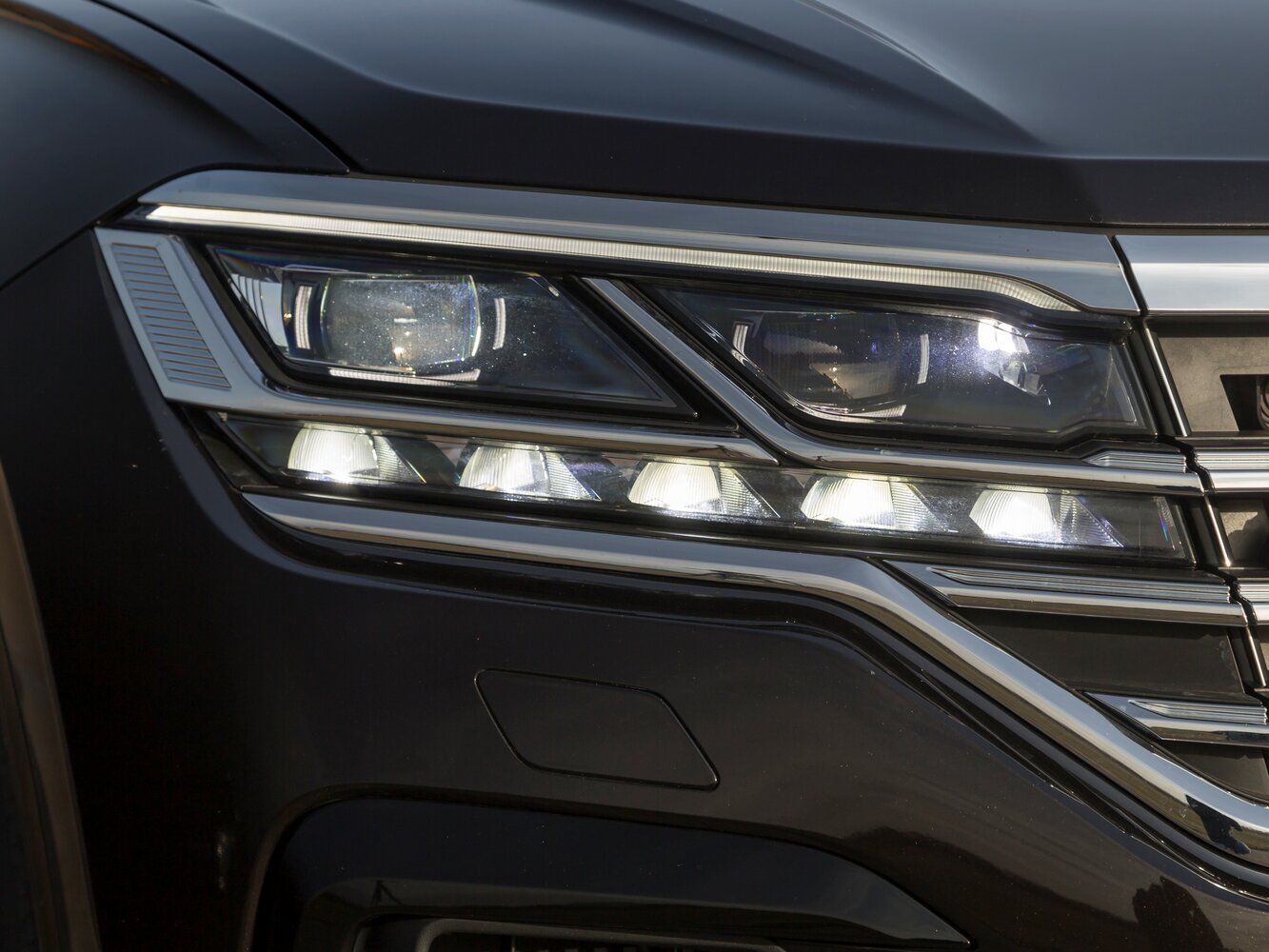 light-front_1
