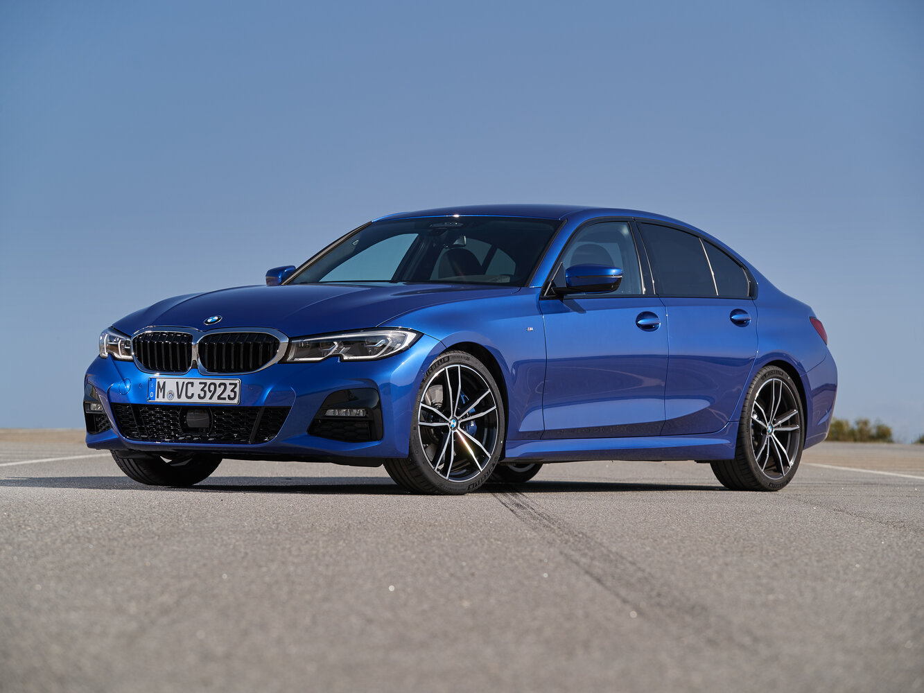 318d 2.0d MT (150 л.с.)