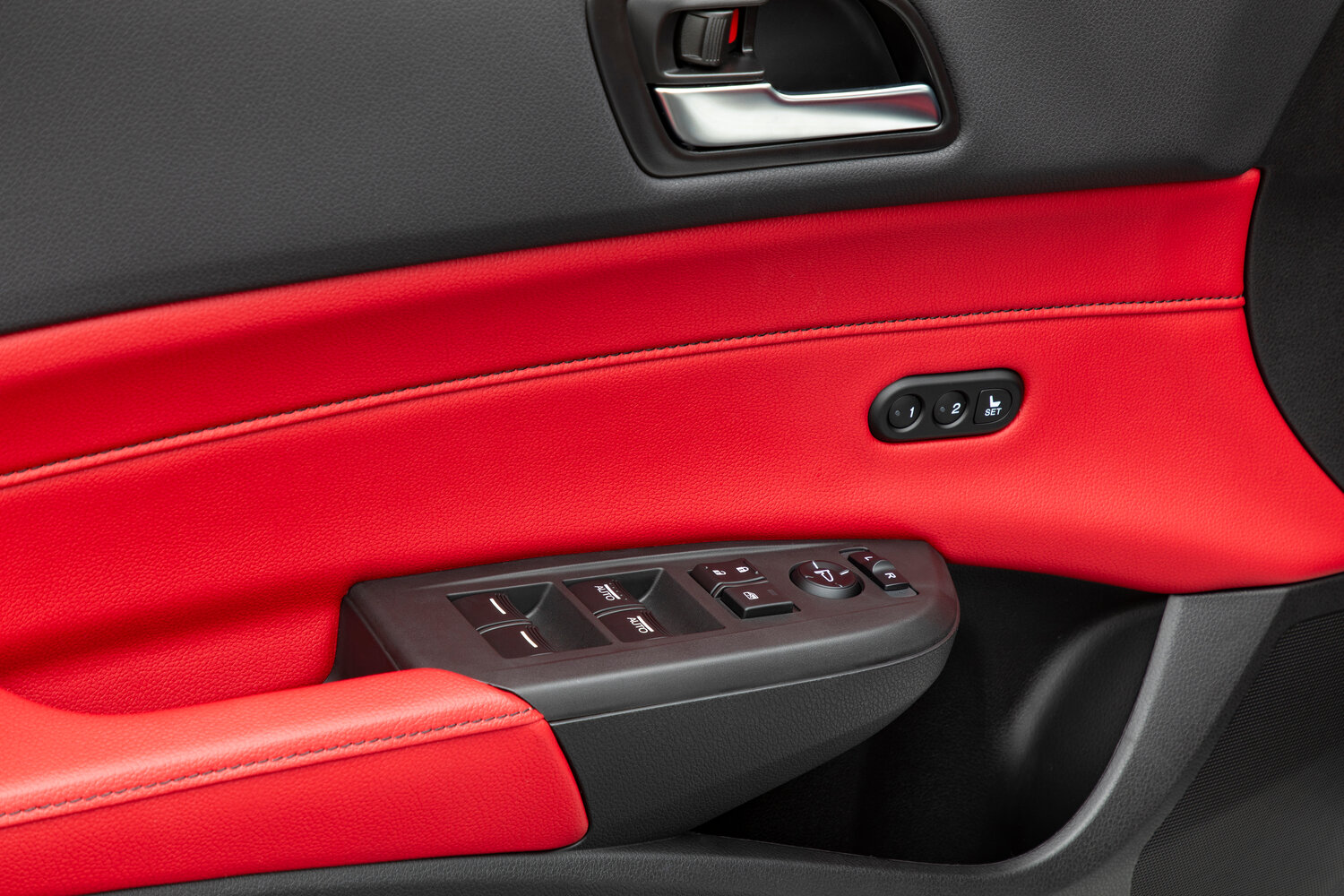 Дверь
