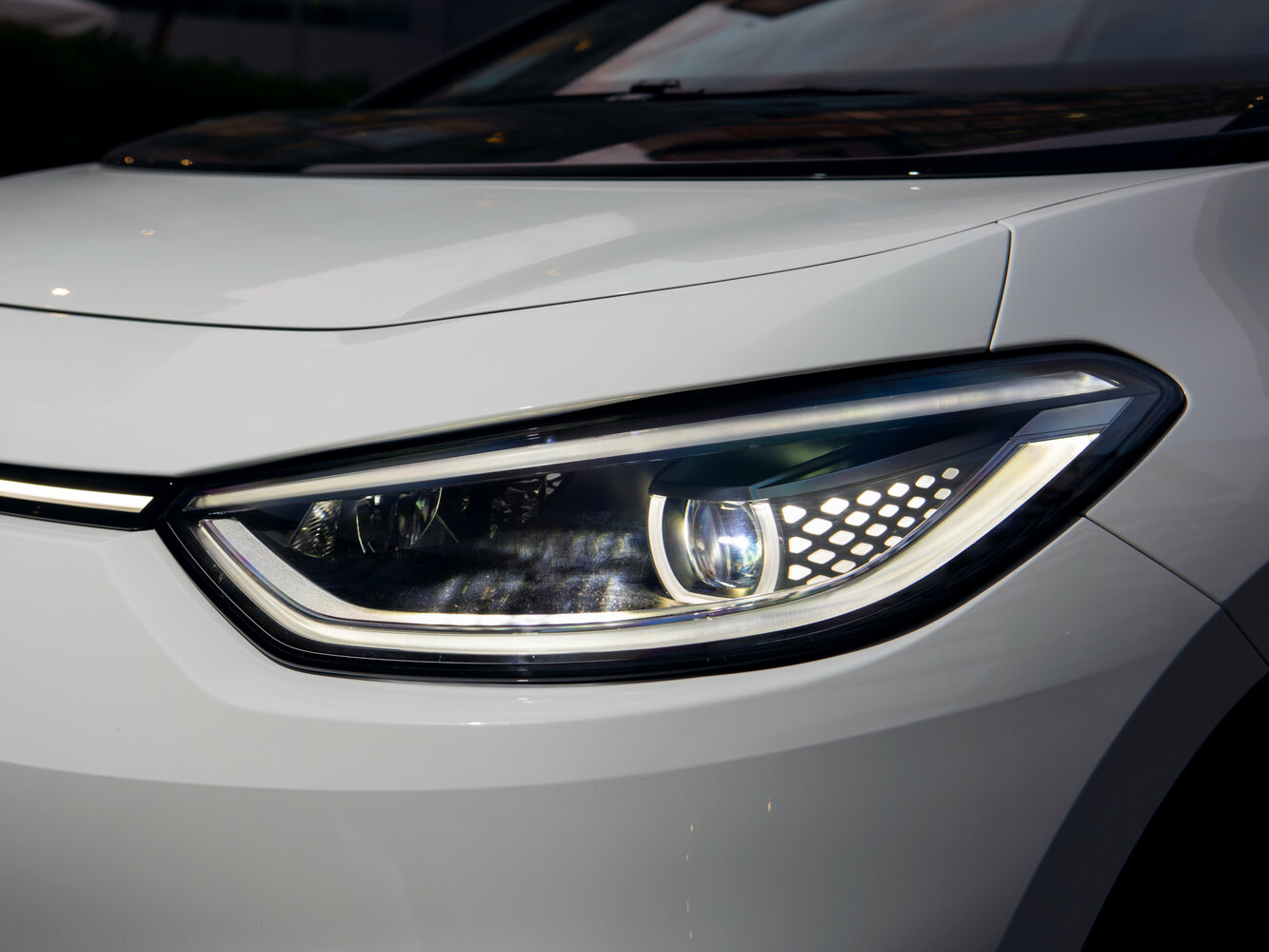 light-front_1