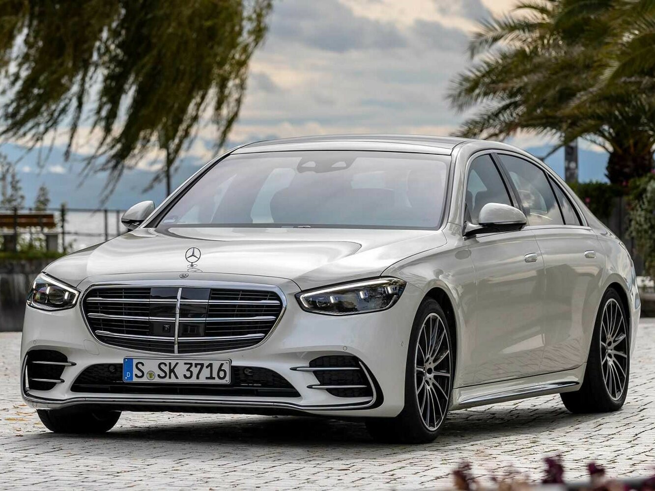 350 d 2.9d AT (286 л.с.)