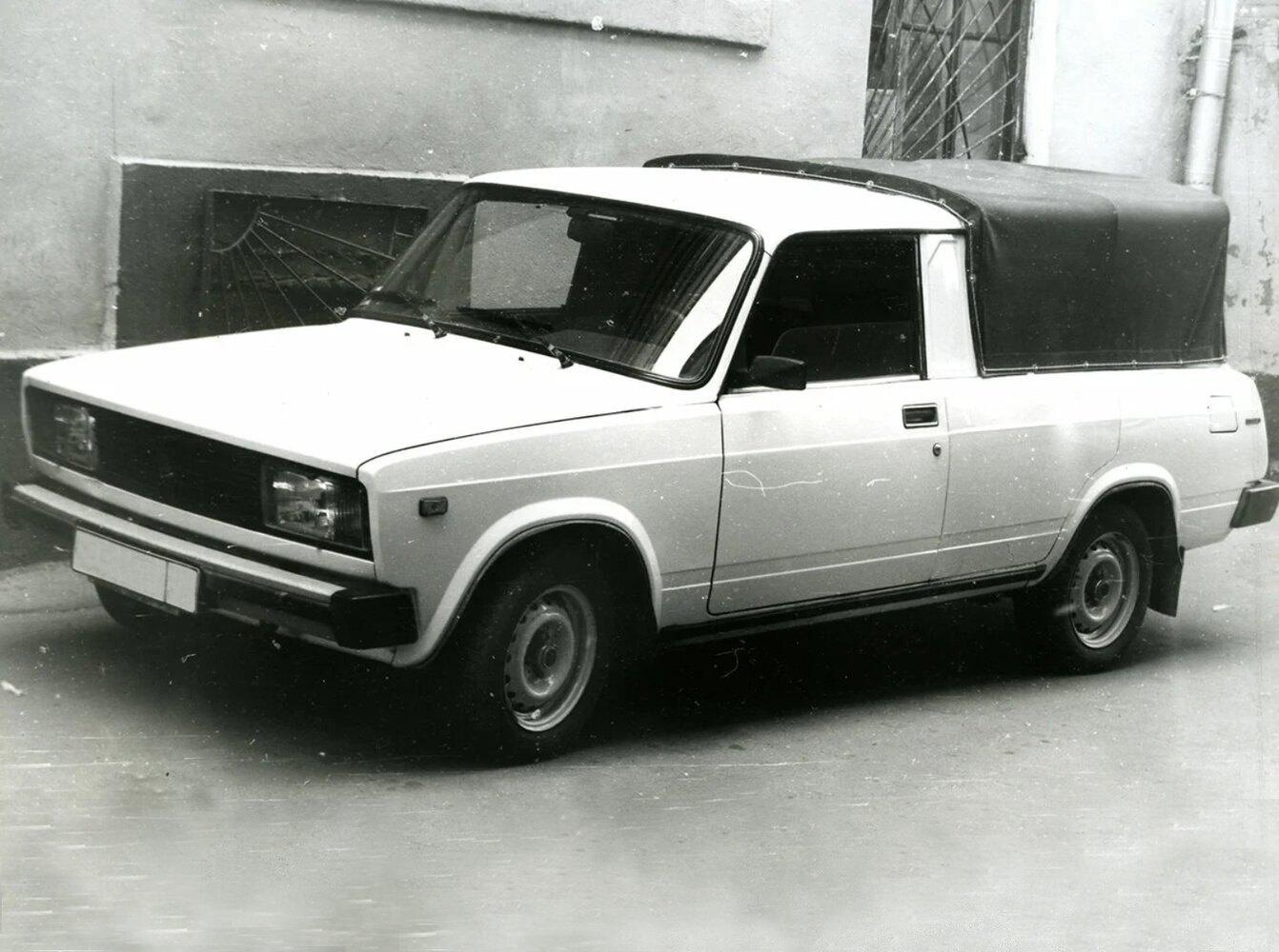 4-speed 1.5 MT (72 л.с.)