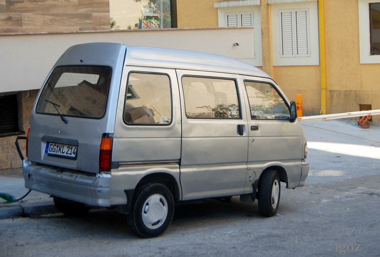 3/4 сзади