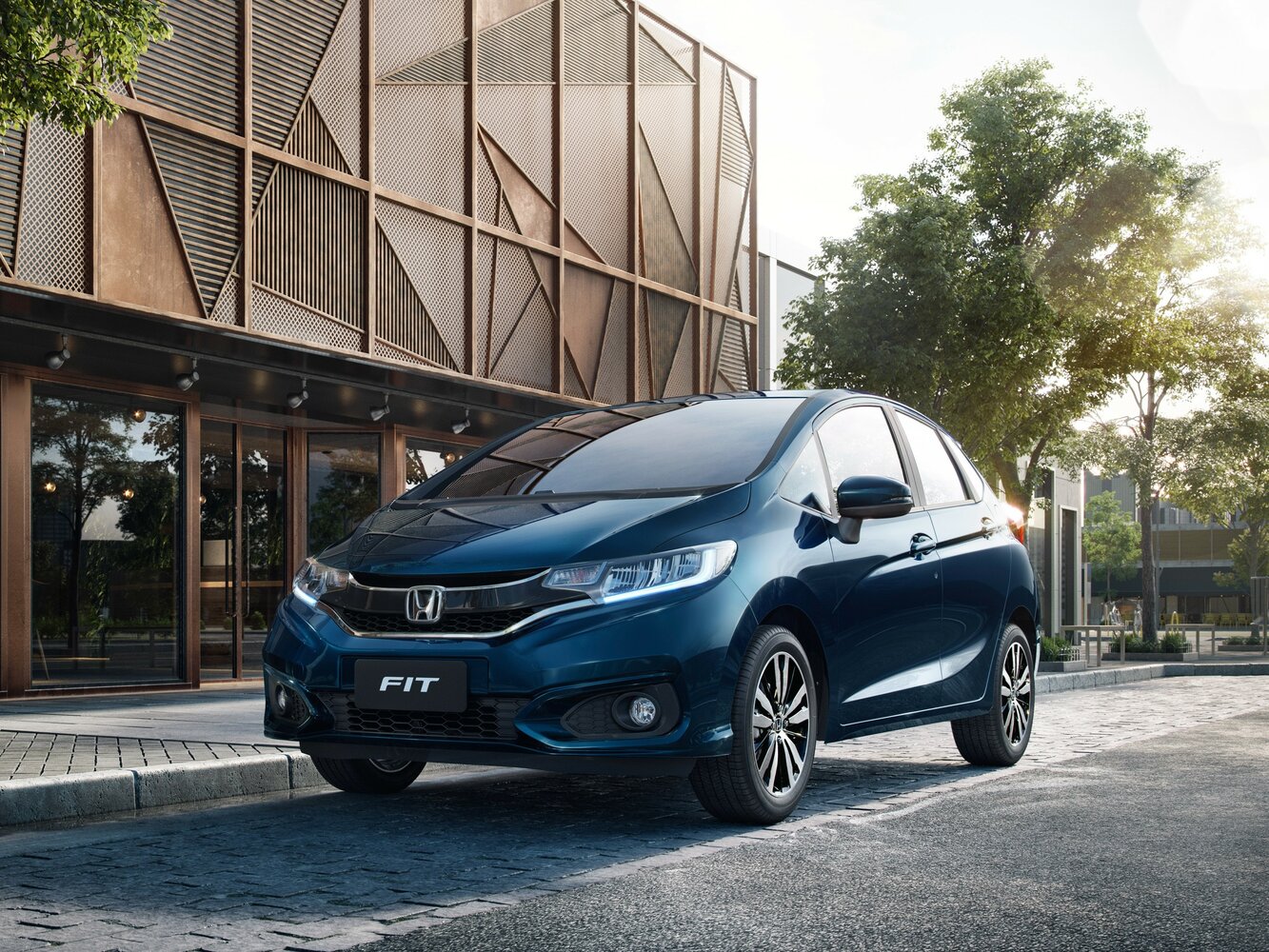 1.3 CVT (100 л.с.)