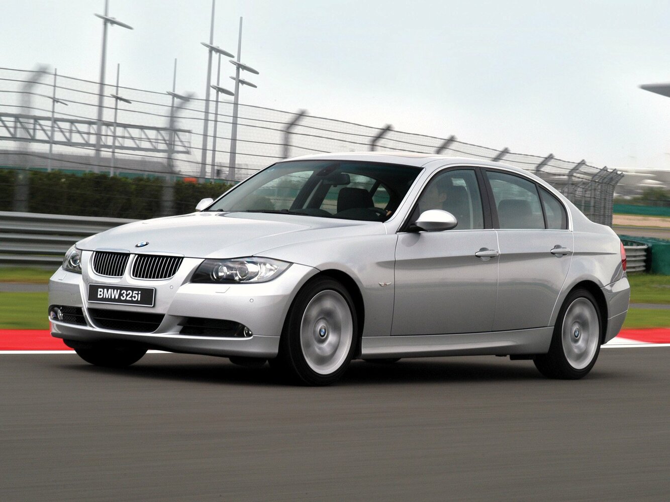 316i 1.8 MT (116 л.с.)