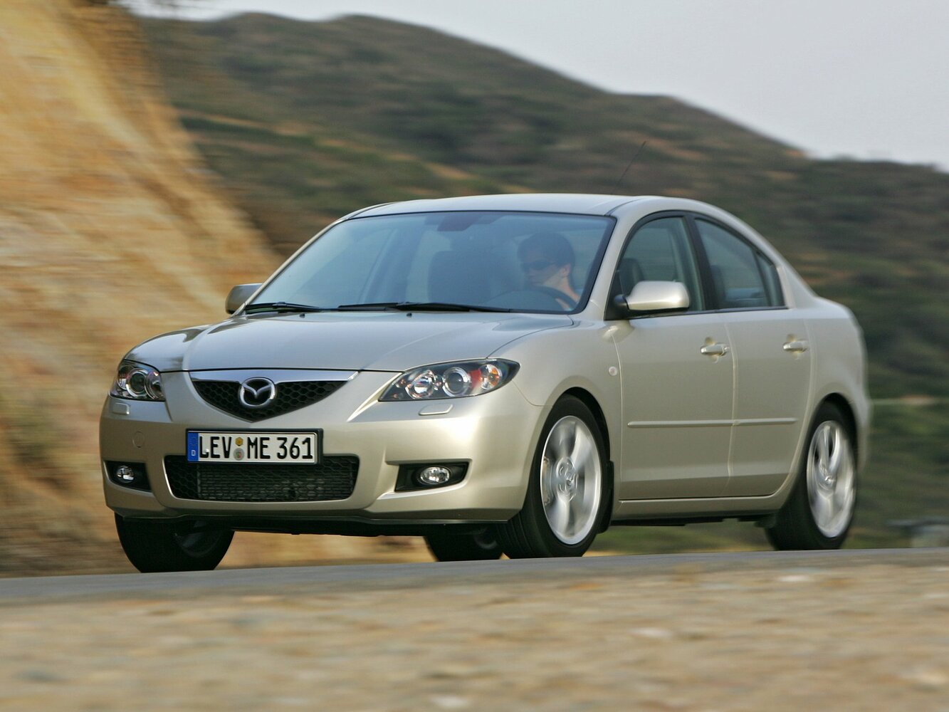 1.6 AT (105 л.с.)