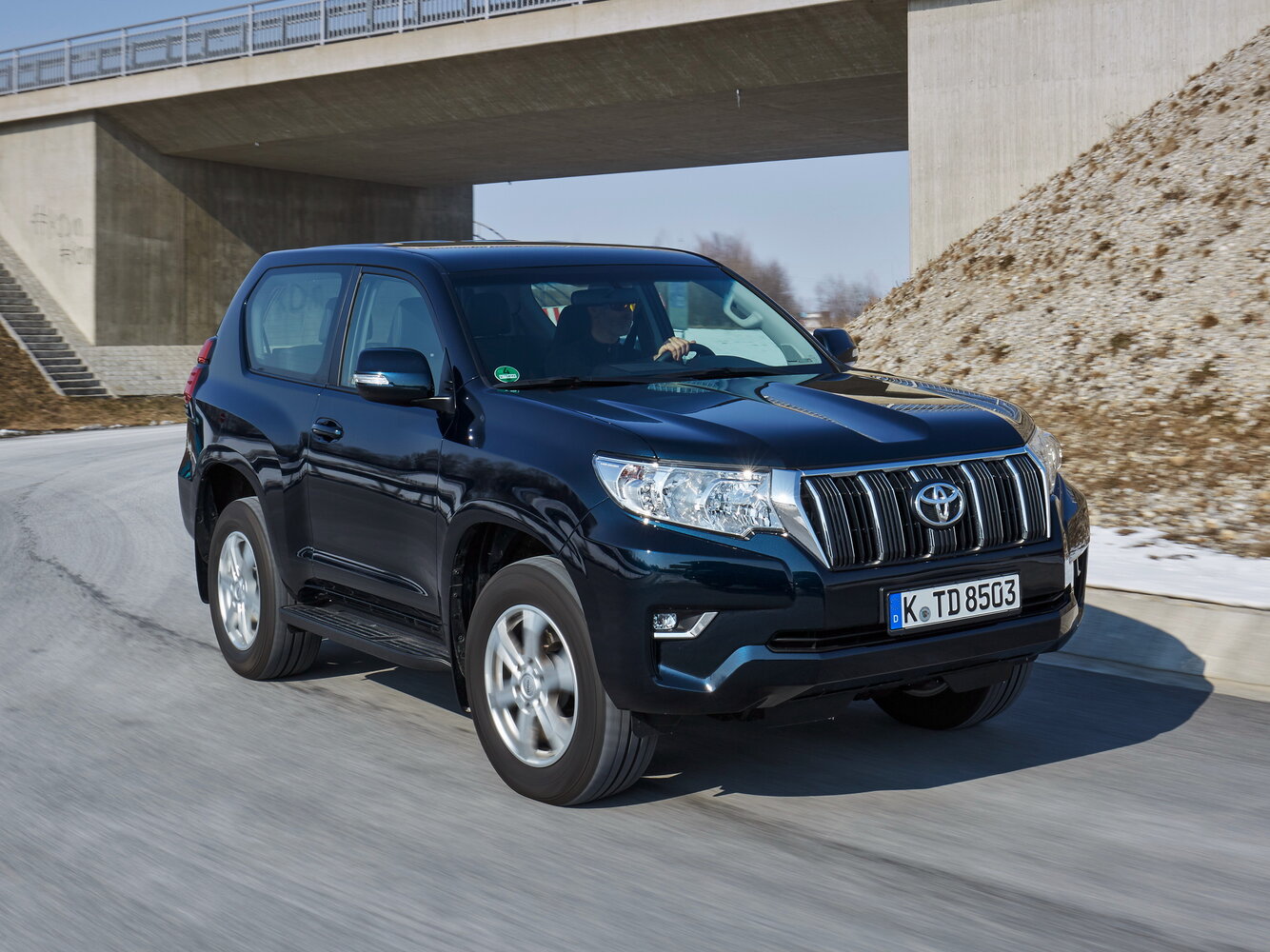 2.8d MT (204 л.с.) 4WD