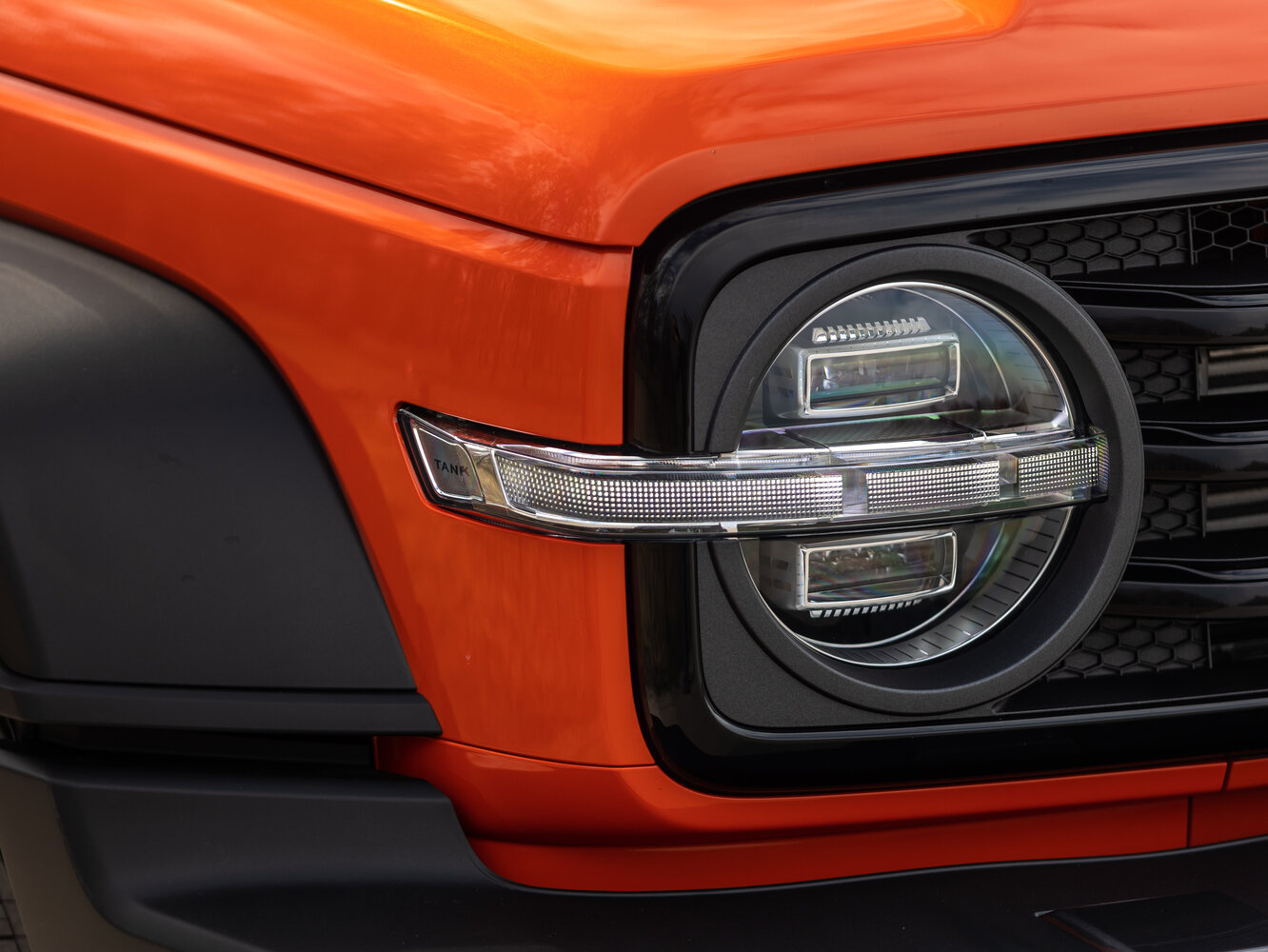 light-front_1
