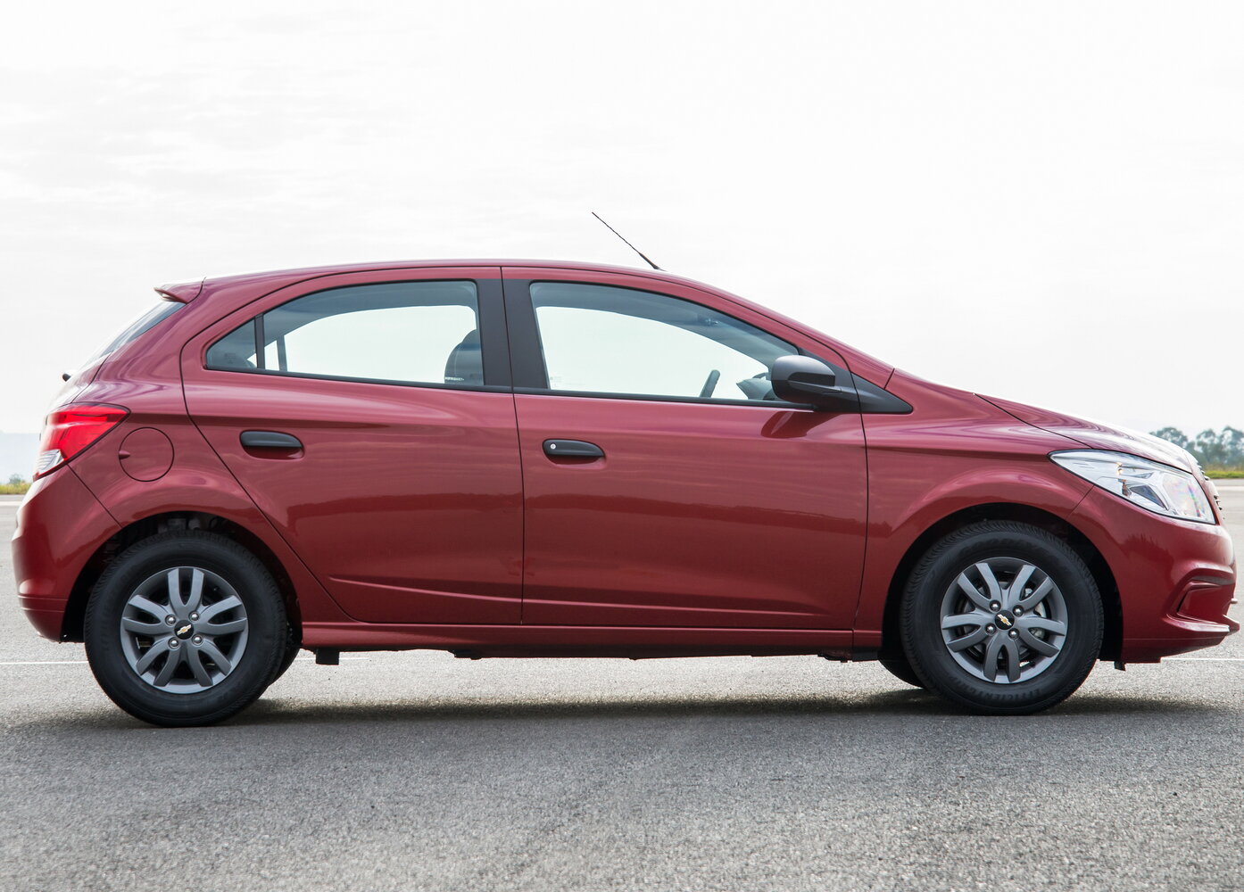 Сбоку