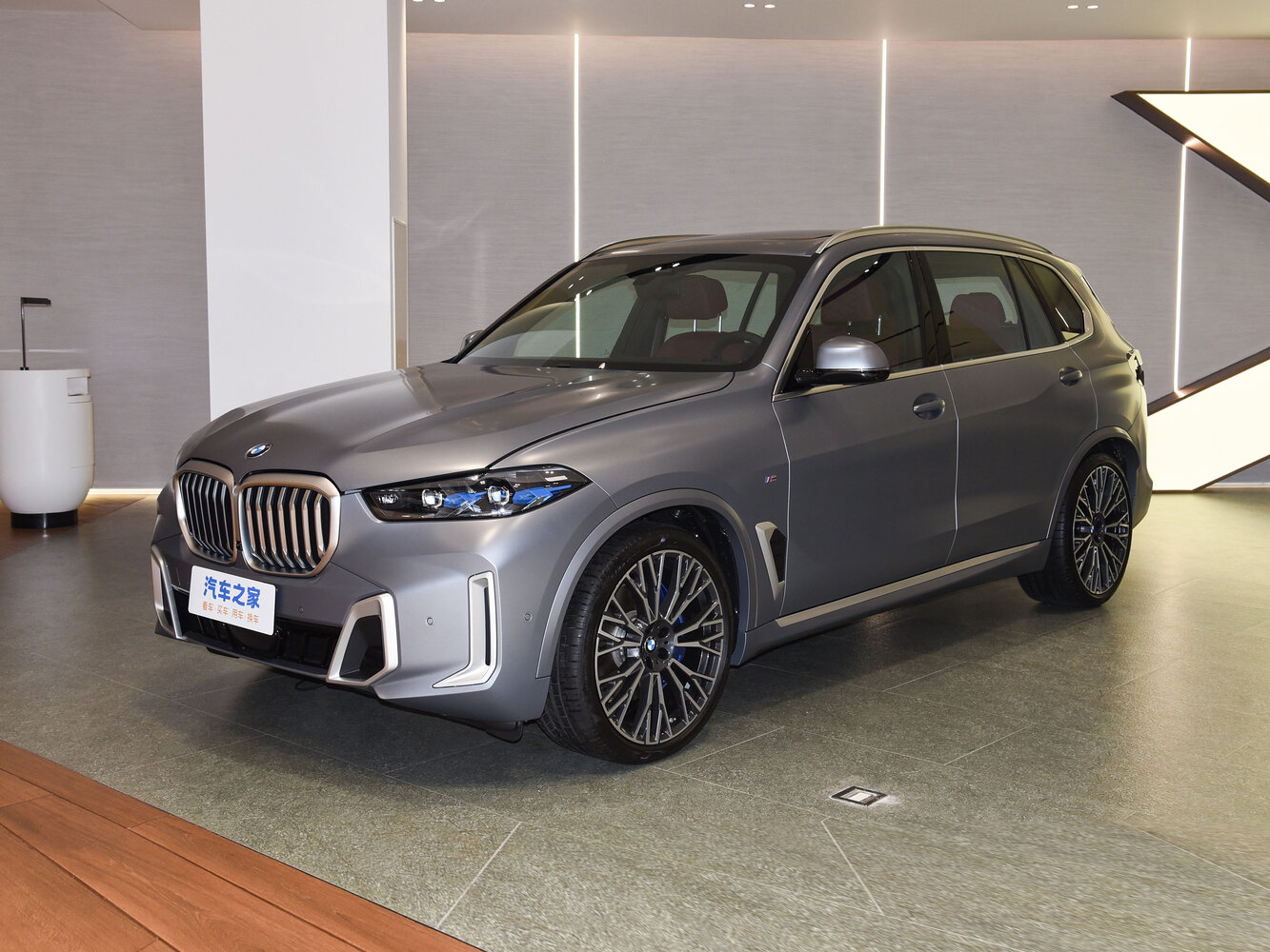 30Li 2.0 AT (258 л.с.) 4WD