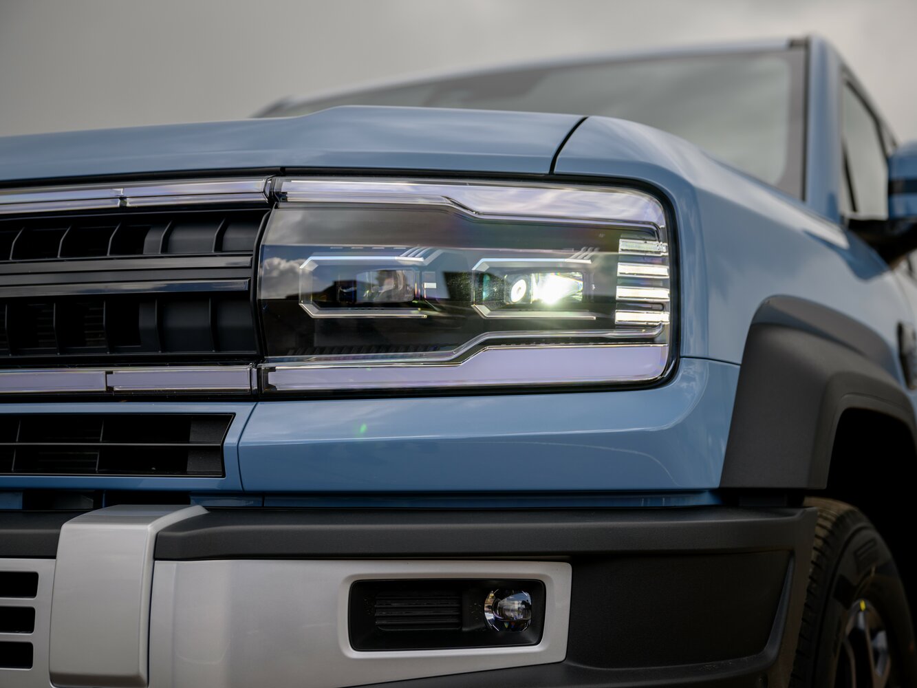 light-front_1