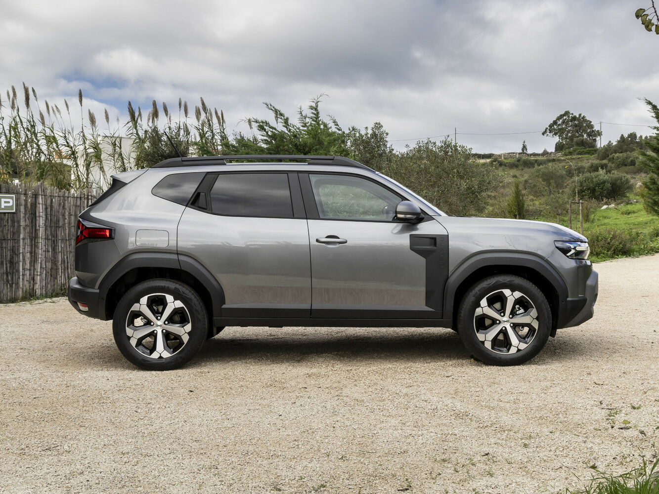 Сбоку