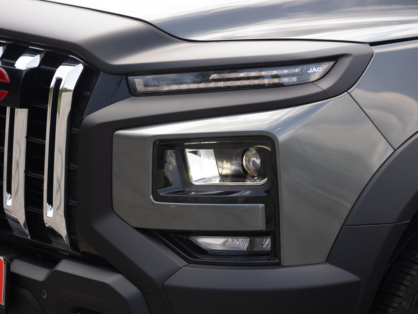 light-front_1