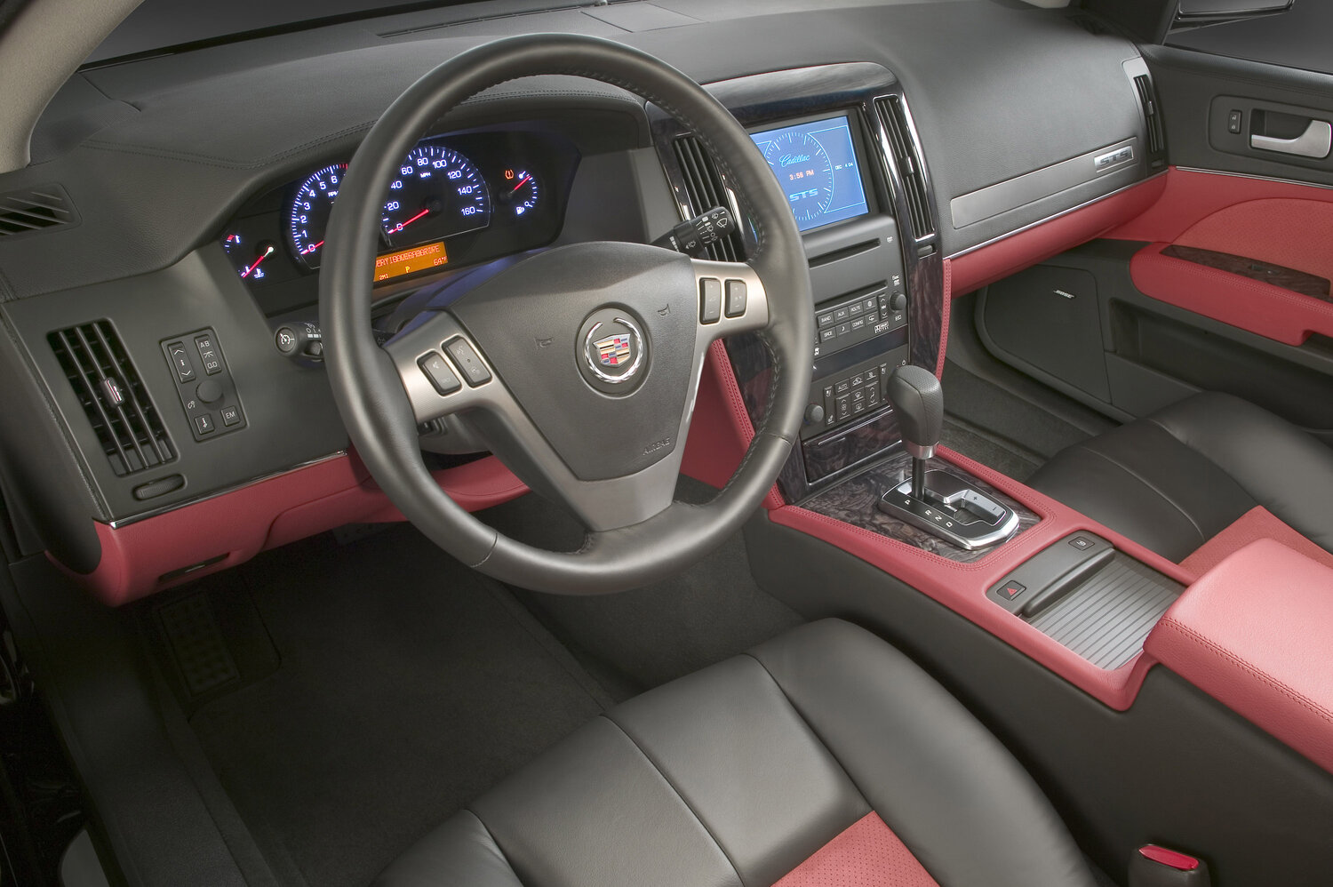 Салон спереди
