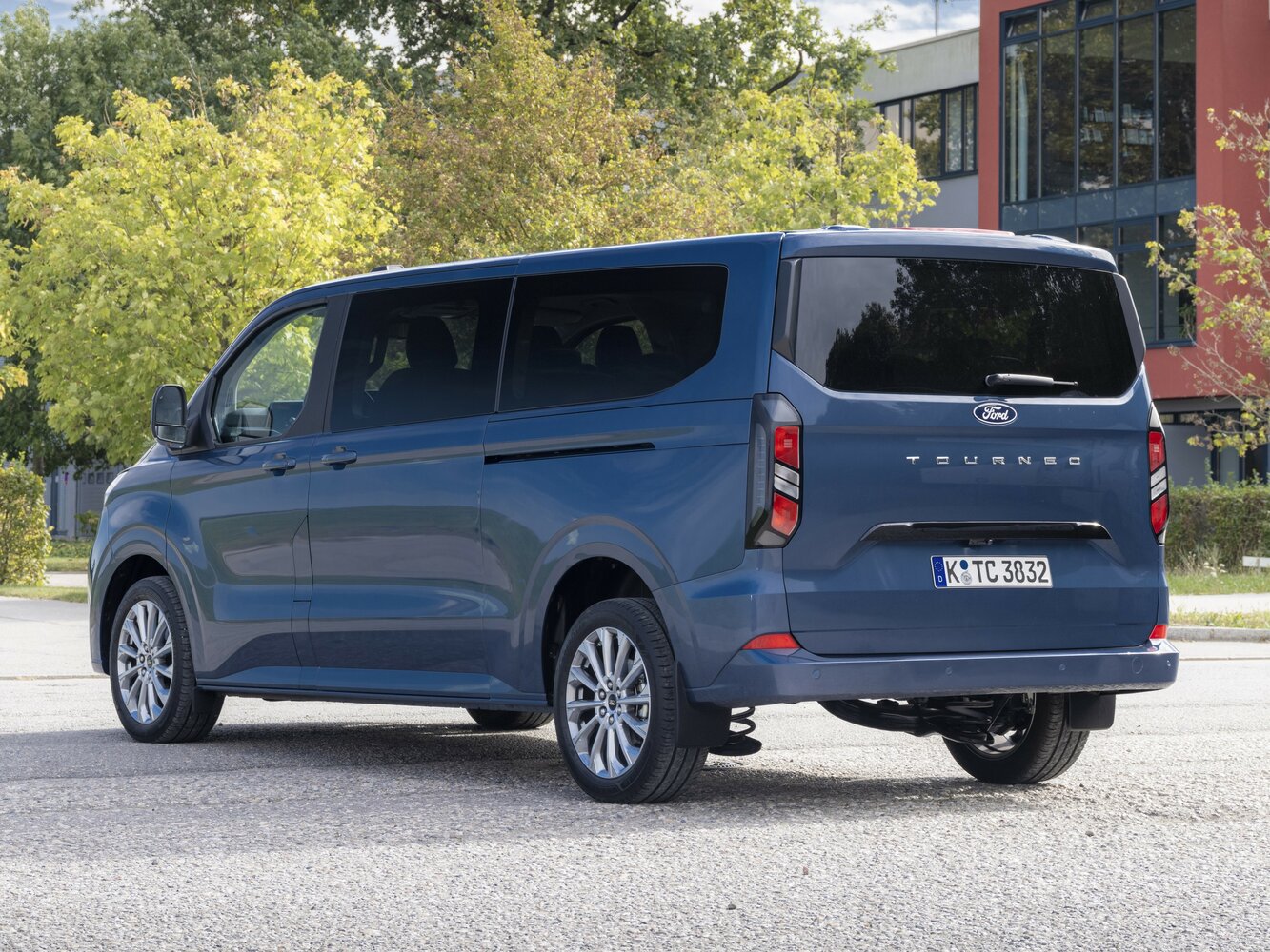 3/4 сзади