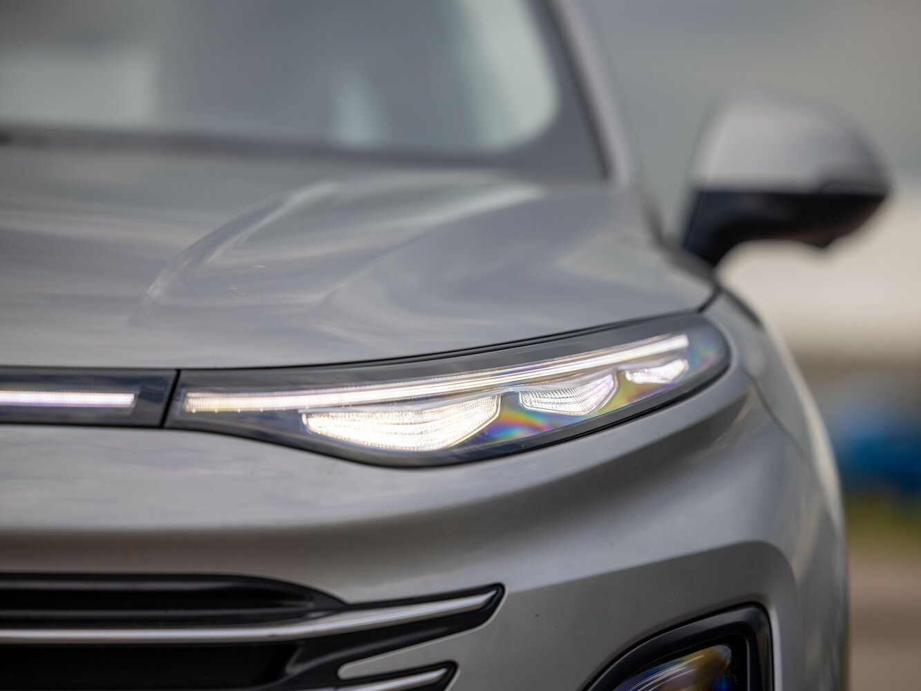 light-front_1