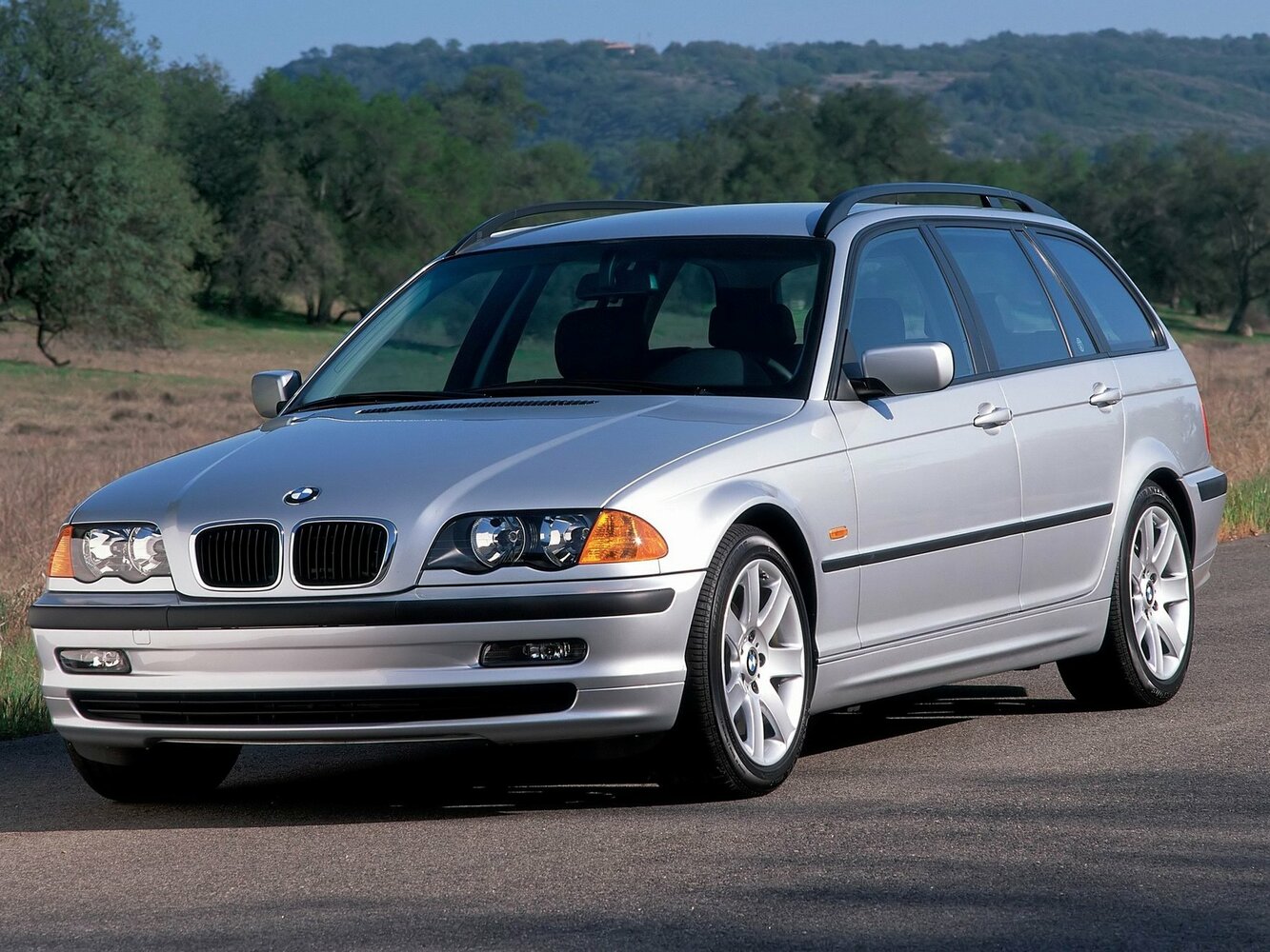 318i 1.9 AT (118 л.с.)