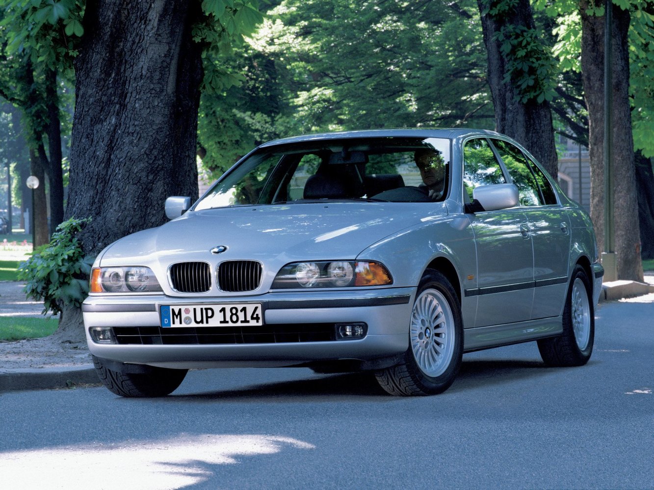 525d 2.5d MT (116 л.с.)