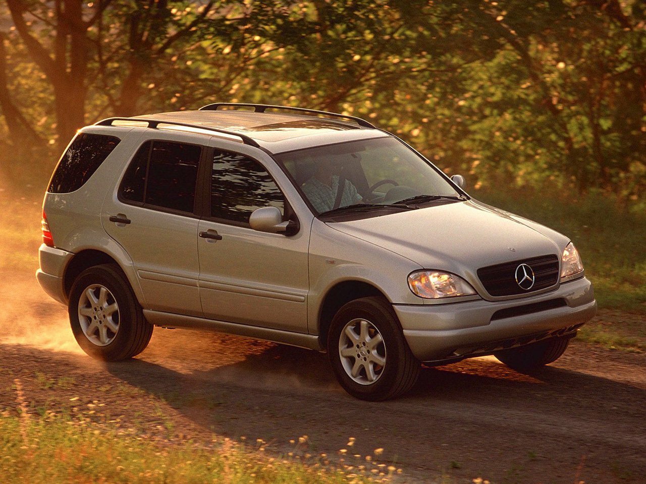 230 2.3 MT (150 л.с.) 4WD
