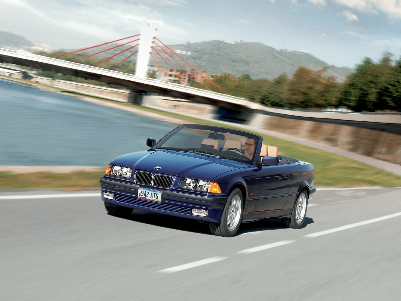 316i 1.6 MT (102 л.с.)
