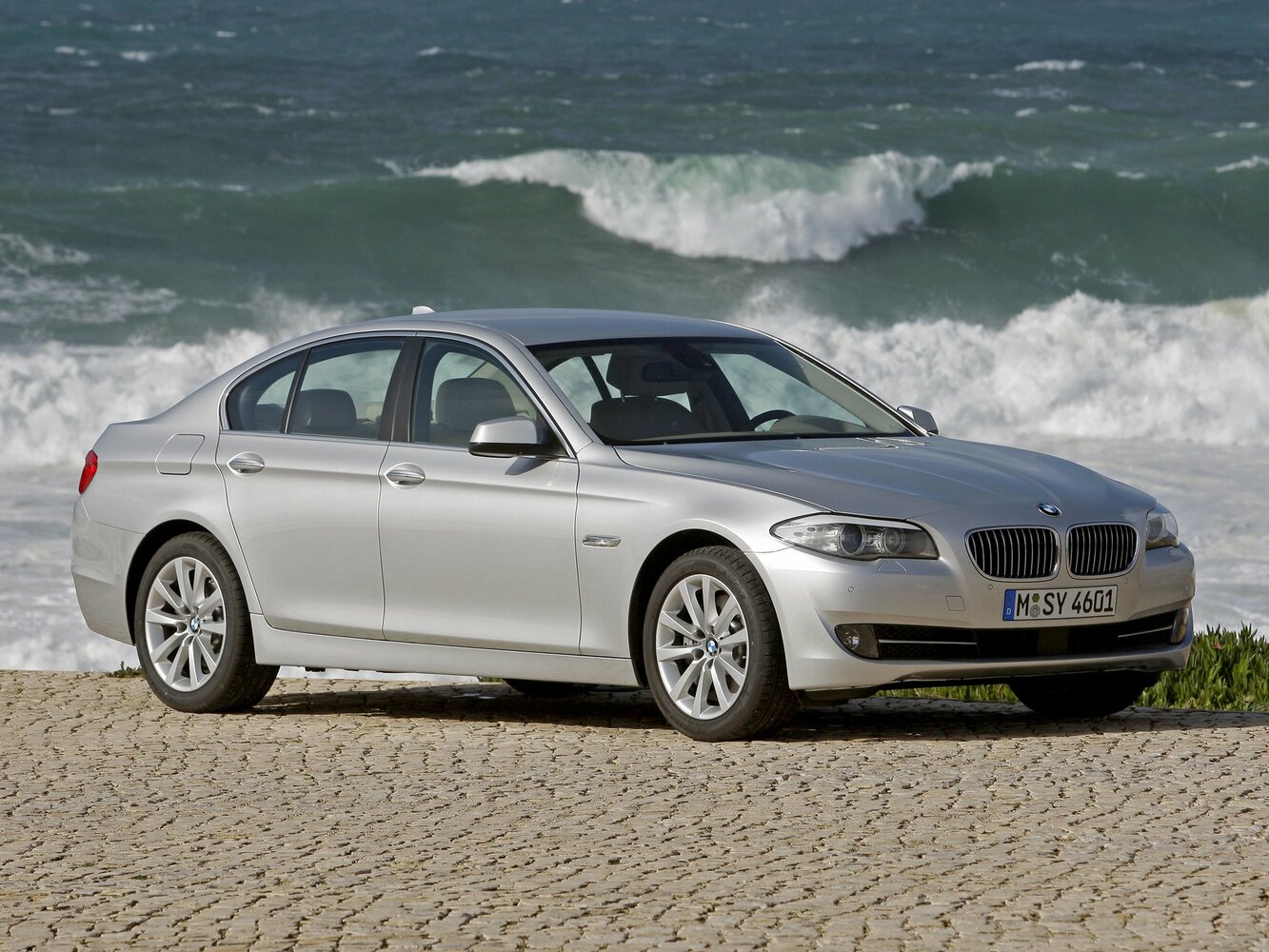520i 2.0 AT (184 л.с.)