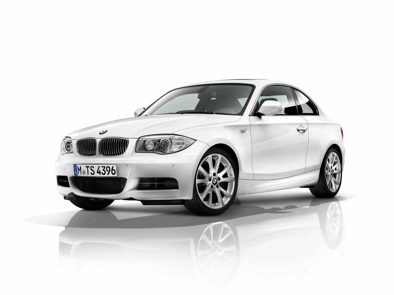 120i 2.0 AT (156 л.с.)