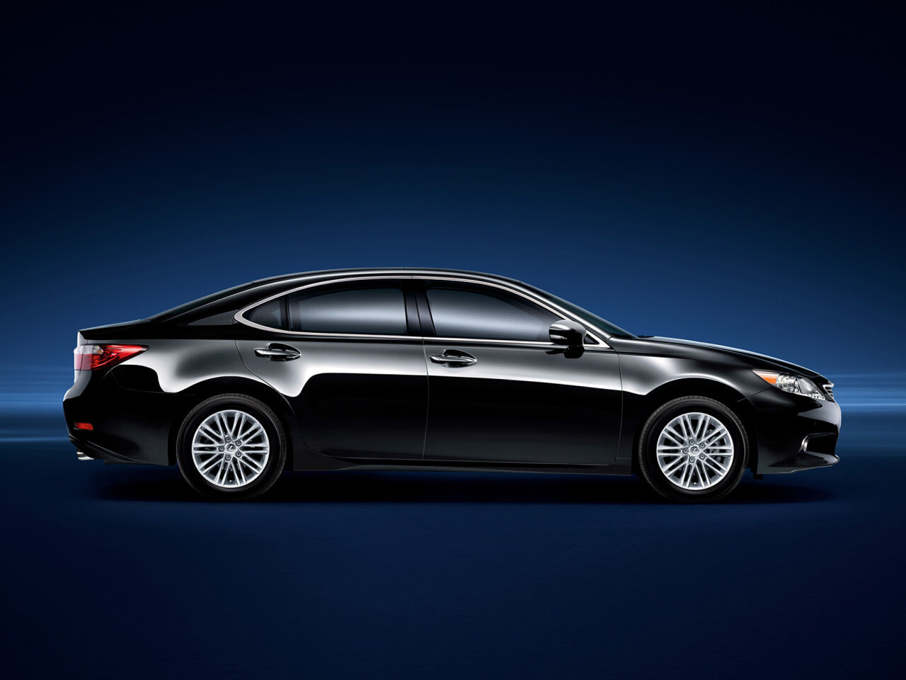 Сбоку