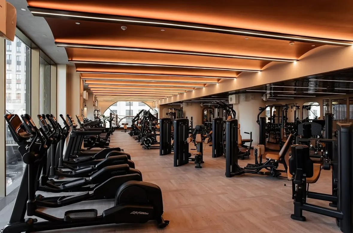Crocus Fitness Кутузовский — обзор первого фитнес-клуба уровня Signature Lux в жилом комплексе «Ключей Москвы»