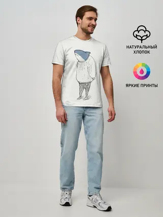 Мужская базовая футболка / акула в свитере