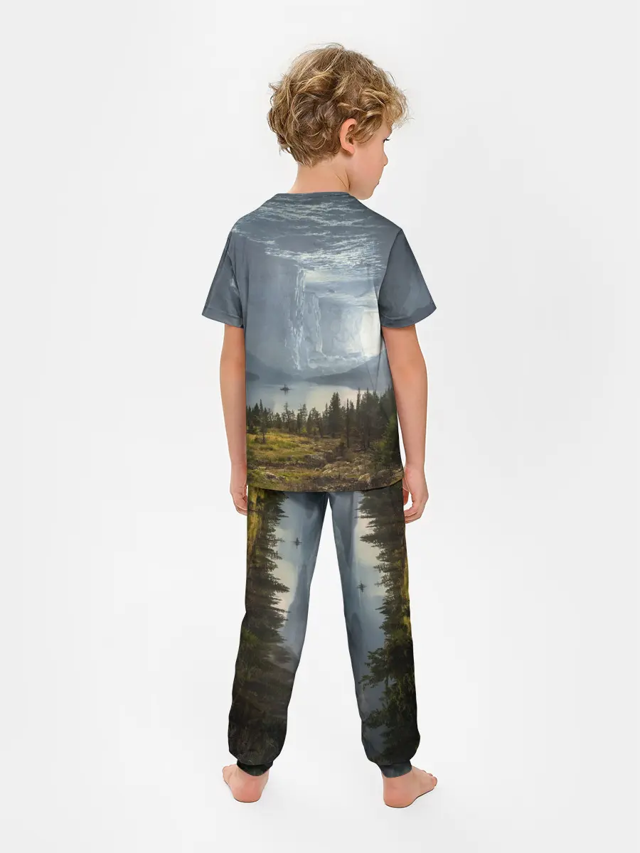 Детская пижама с брюками / Фантастический пейзаж