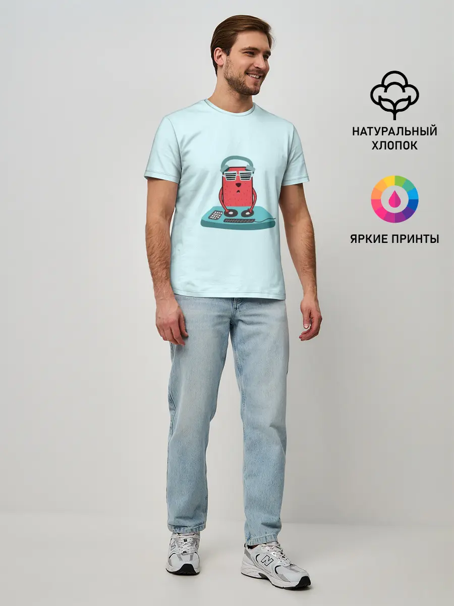 Мужская базовая футболка / Воспроизведение