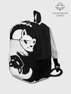 Рюкзак детский / Черный и белый кот кувыркаются.