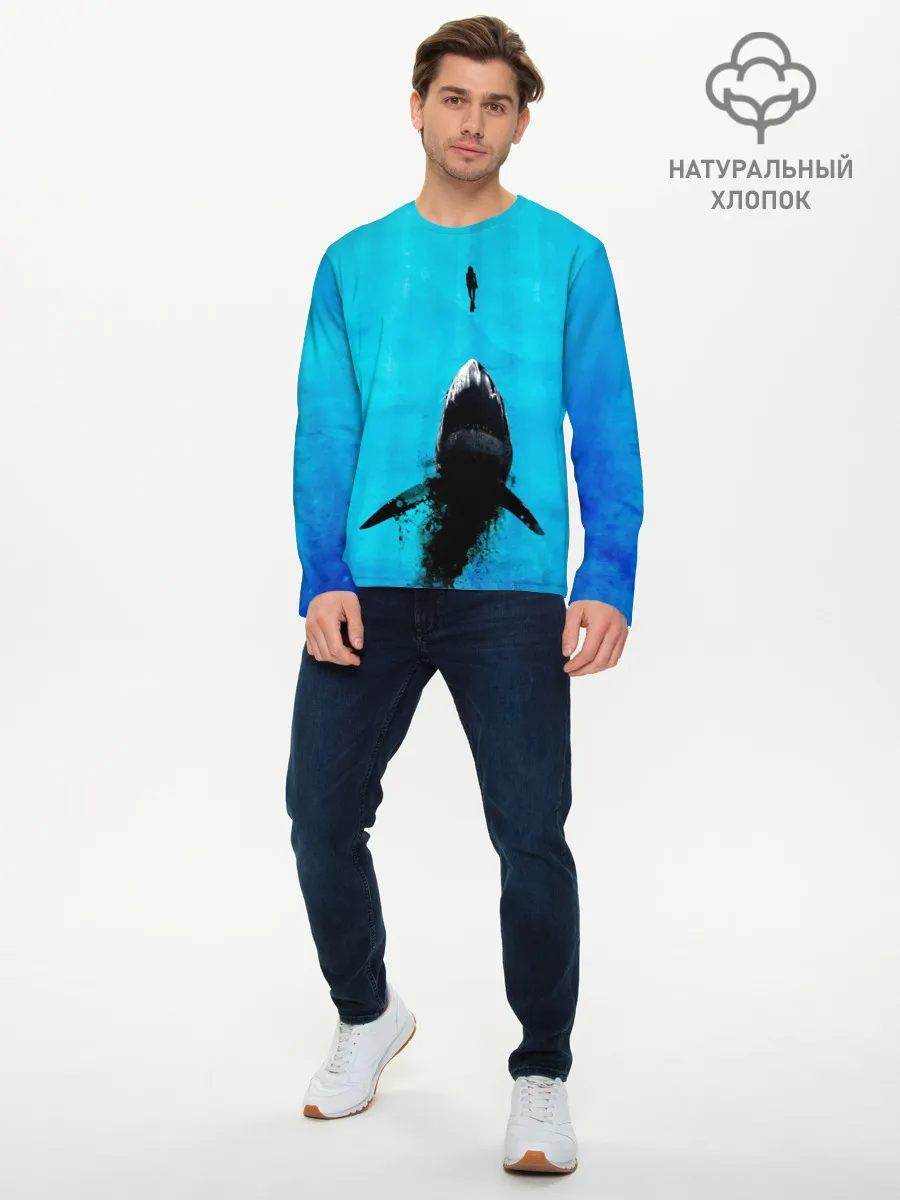 Мужской лонгслив базовый / Акула на охоте