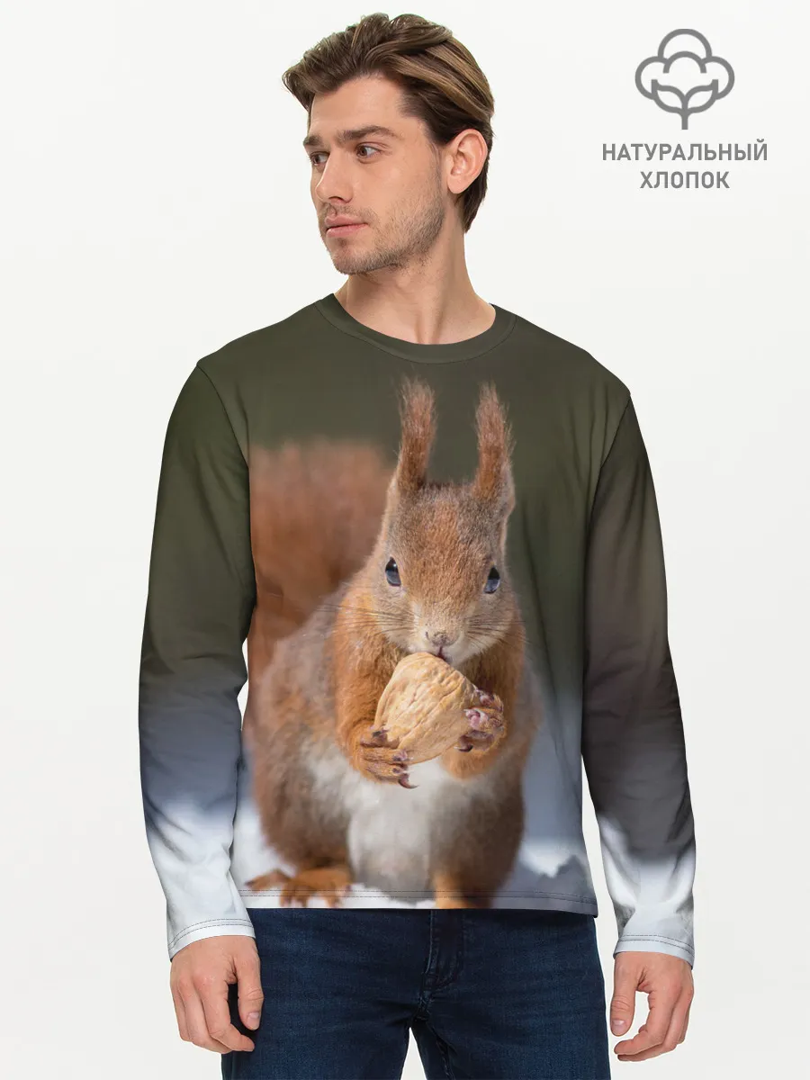 Мужской лонгслив базовый / белка с орехом на снегу