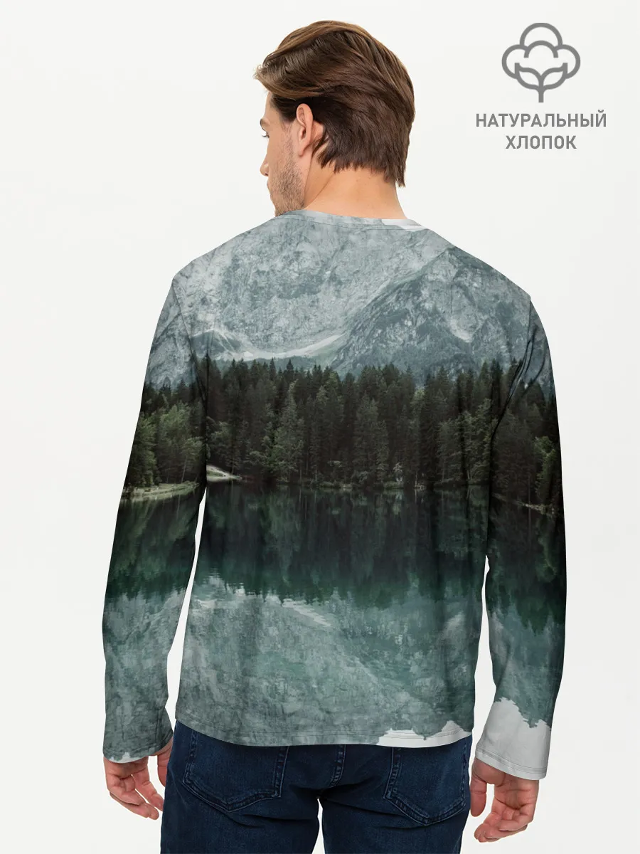 Мужской лонгслив базовый / отражение горы в озере