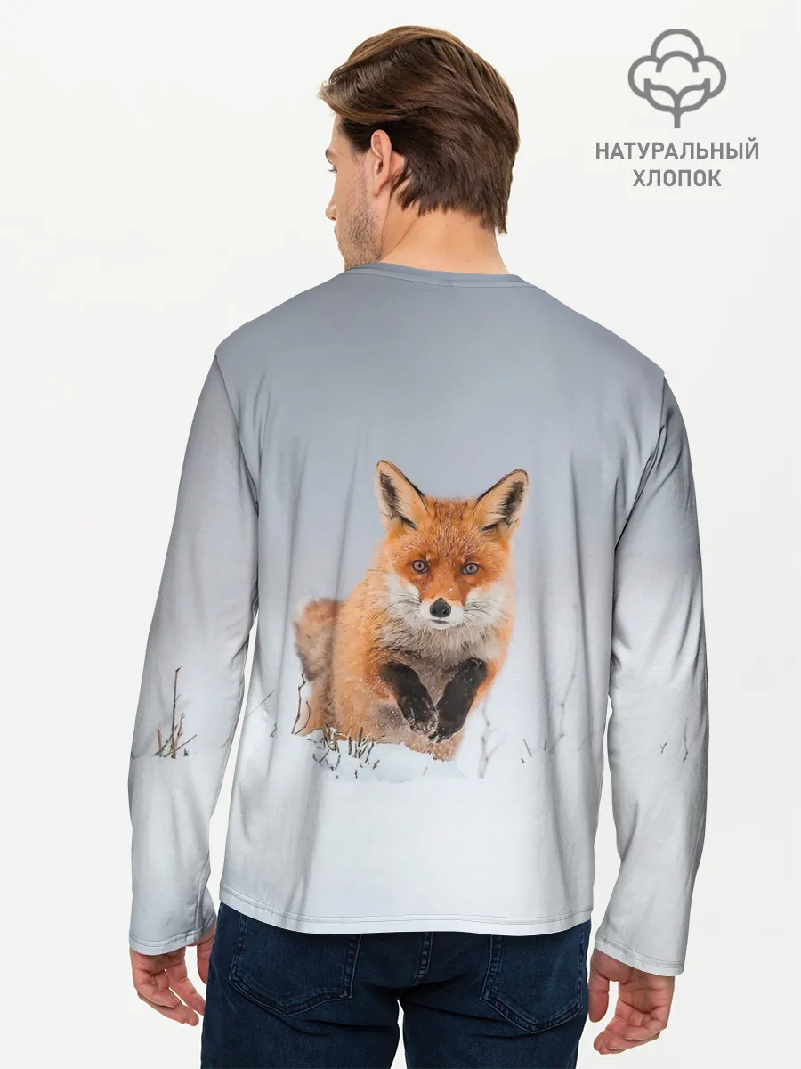 Мужской лонгслив базовый / Лисица прыгает по снегу