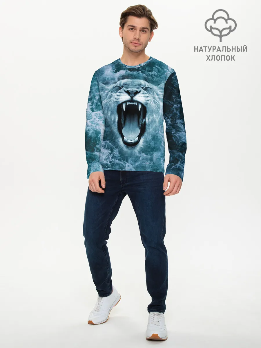 Мужской лонгслив базовый / Львица в бушующих волнах