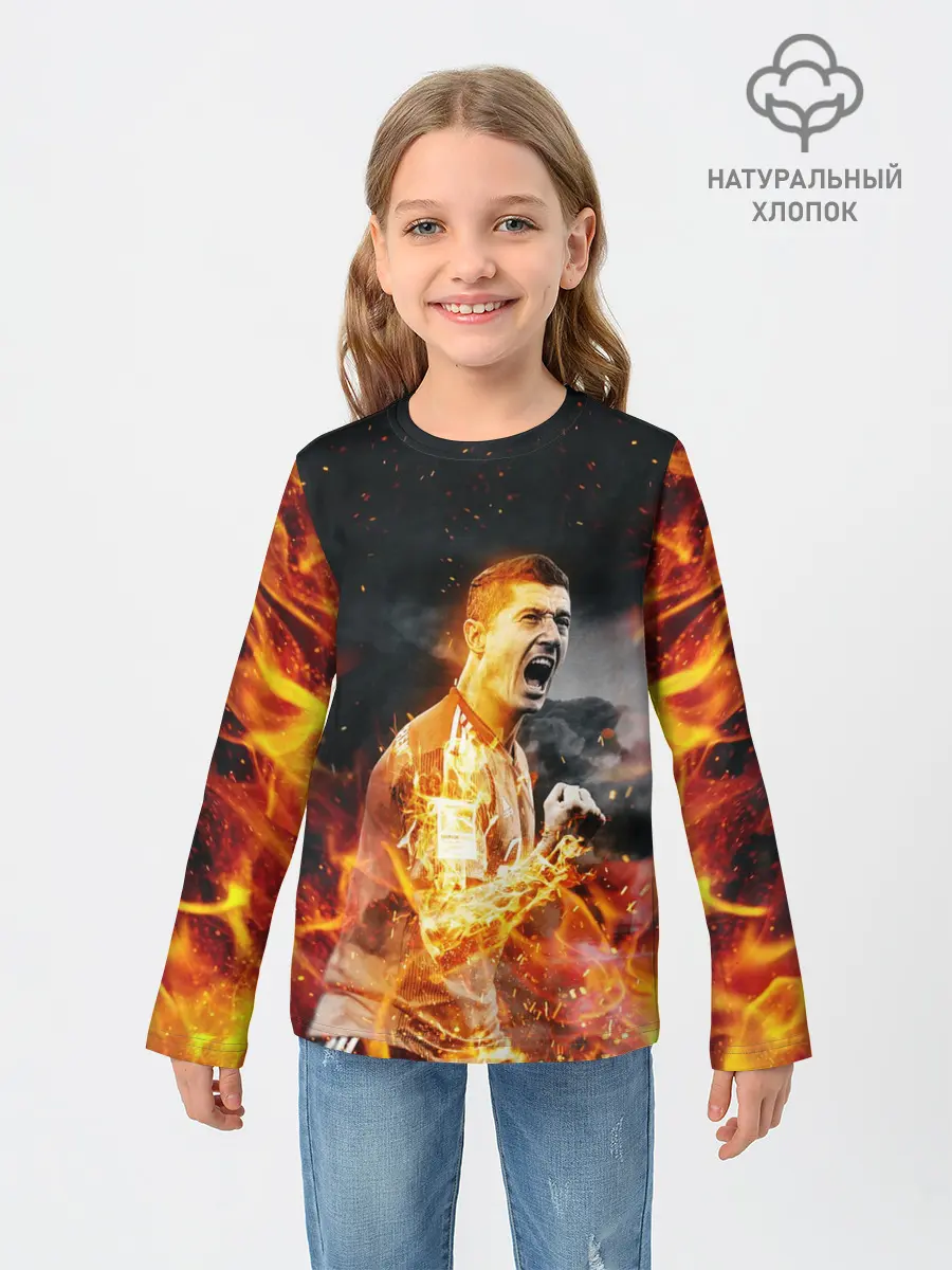 Детский лонгслив / РОБЕРТ ЛЕВАНДОВСКИ / ОГОНЬ