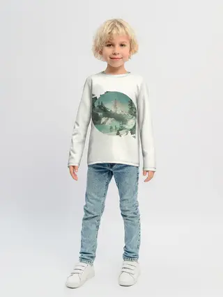 Детский лонгслив / Необычное окно