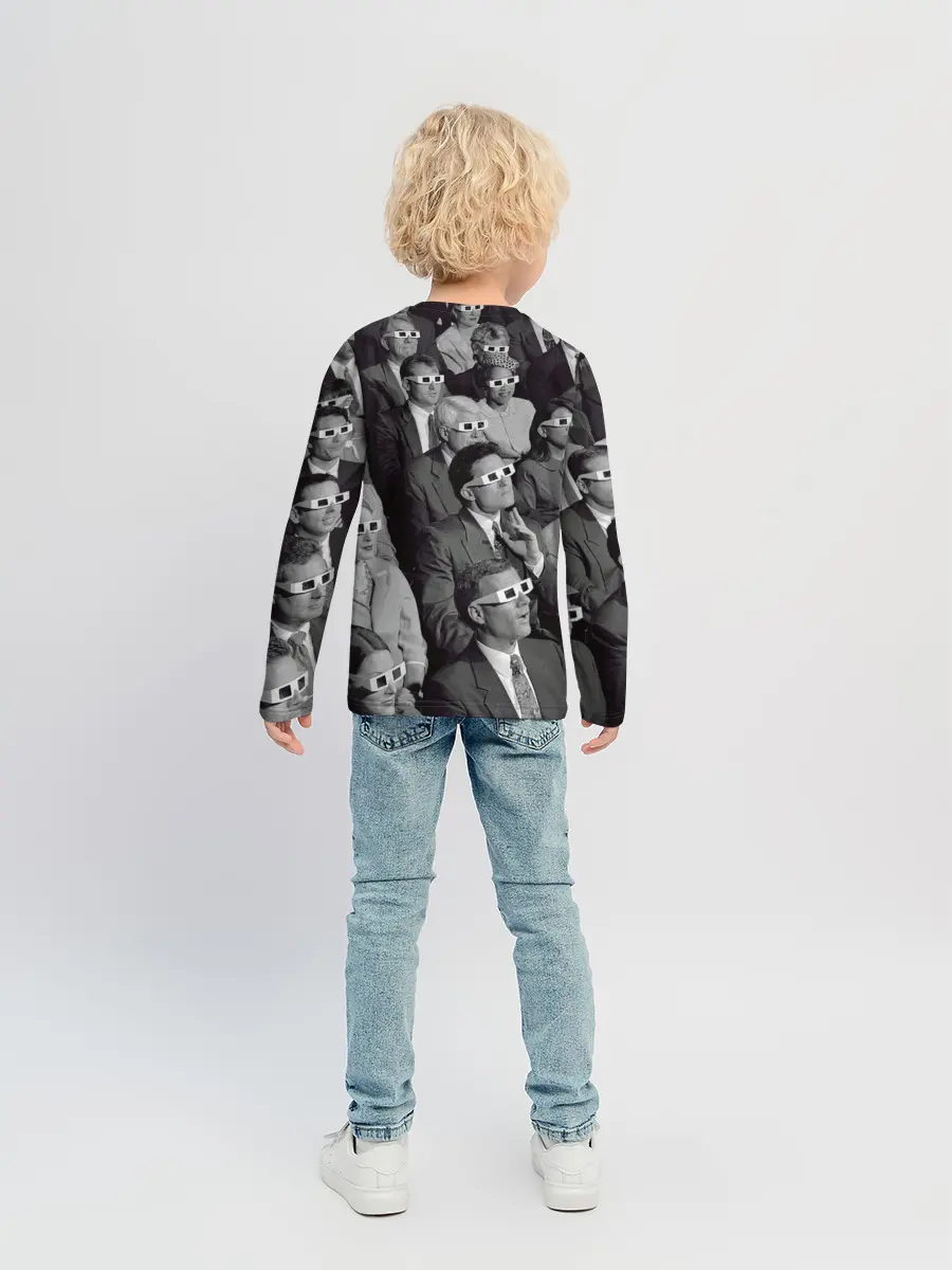 Детский лонгслив / Люди смотрят фильм в 3d очках