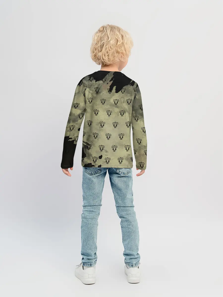 Детский лонгслив / Чёрный клевер Черные быки