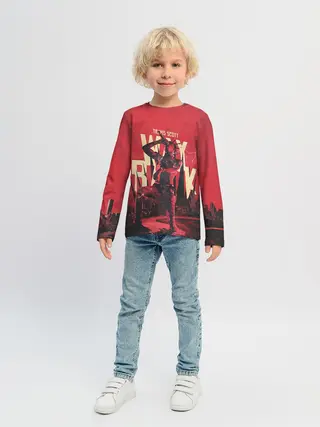 Детский лонгслив / Тревис на концерте