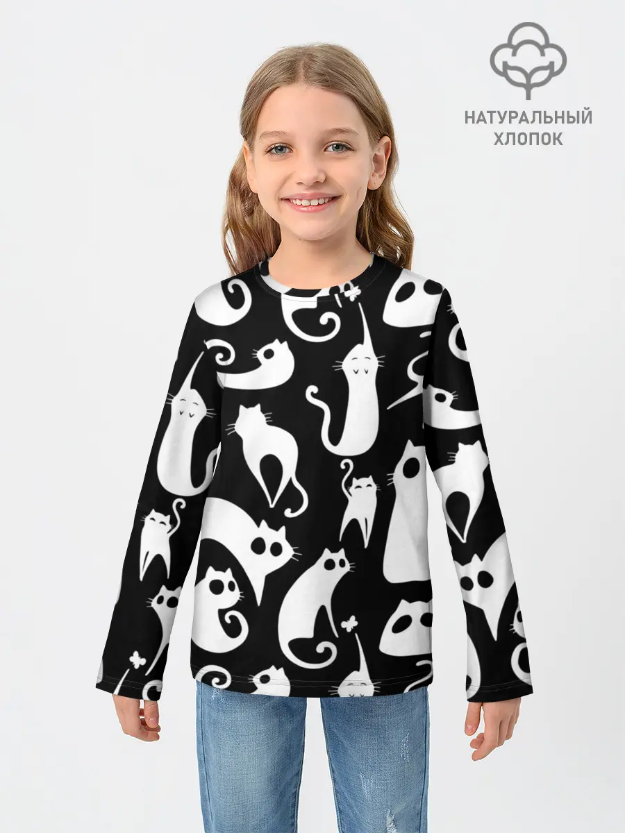 Детский лонгслив / Белые коты на черном фоне