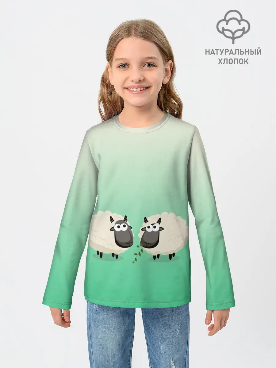 Детский лонгслив / две овечки пасутся на лугу