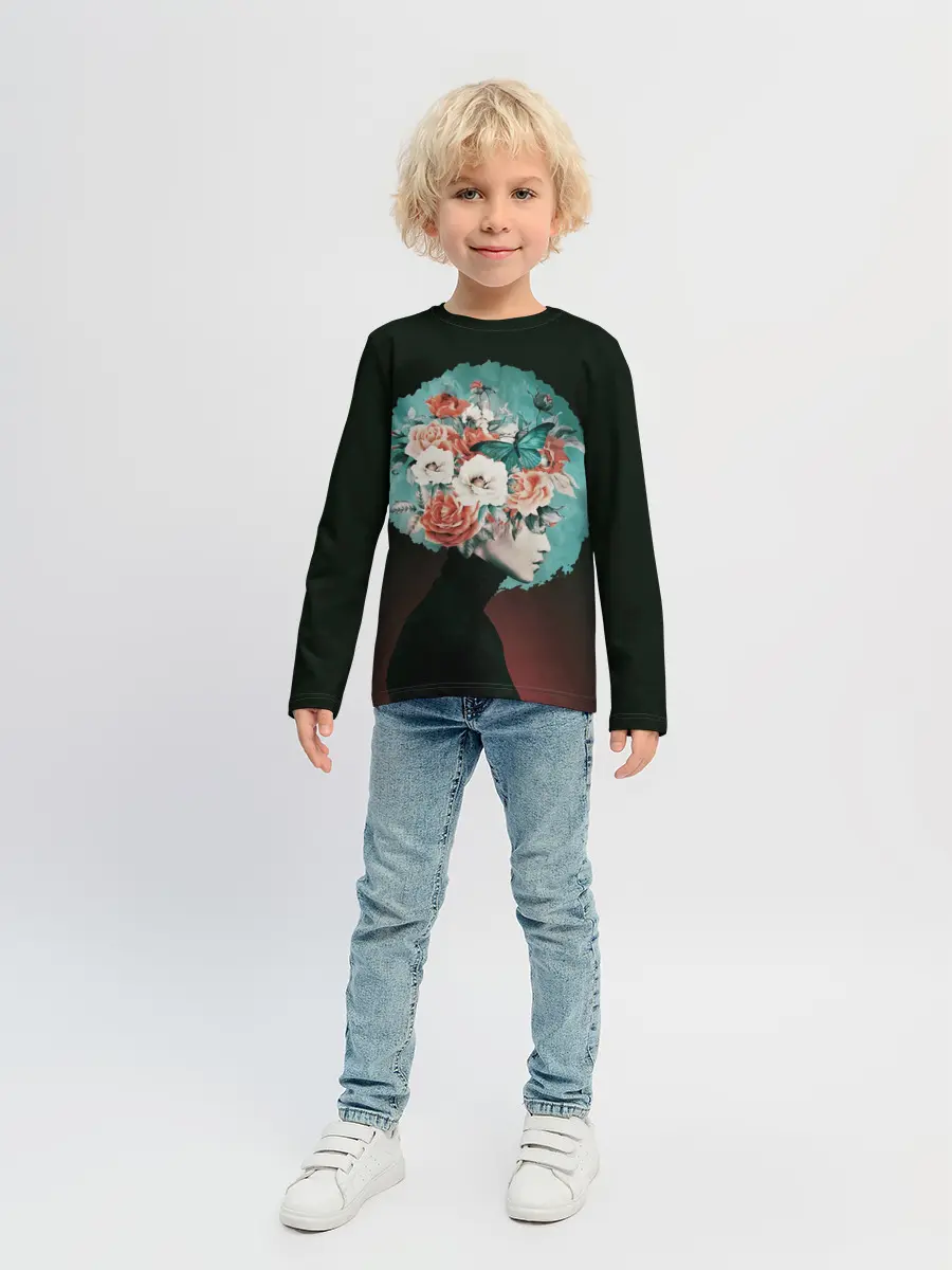 Детский лонгслив / Girl in flowers
