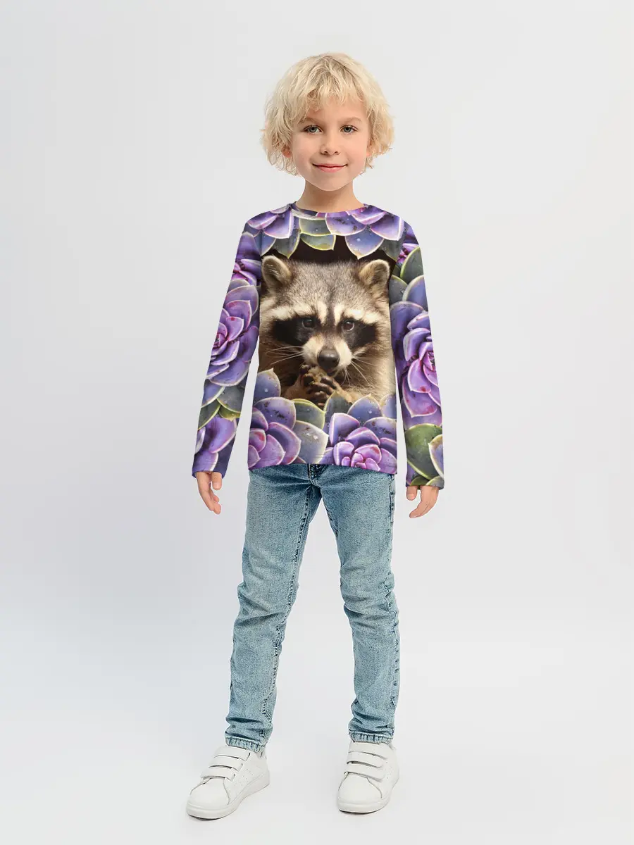 Детский лонгслив / Енот среди цветов