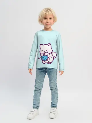 Детский лонгслив / Белый котенок с клубком милый